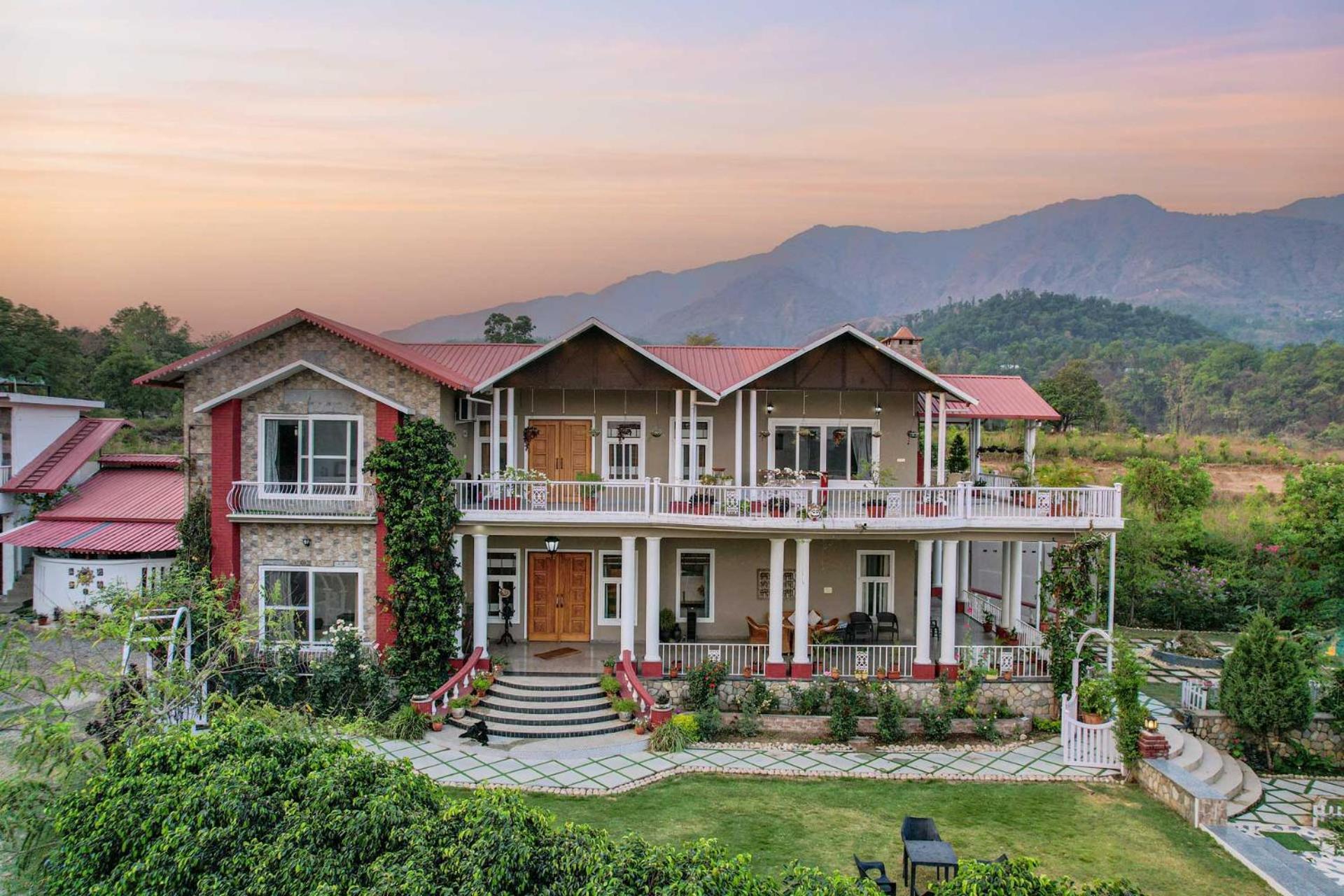 Stayvista At Silveroaks Cottage 데라둔 외부 사진